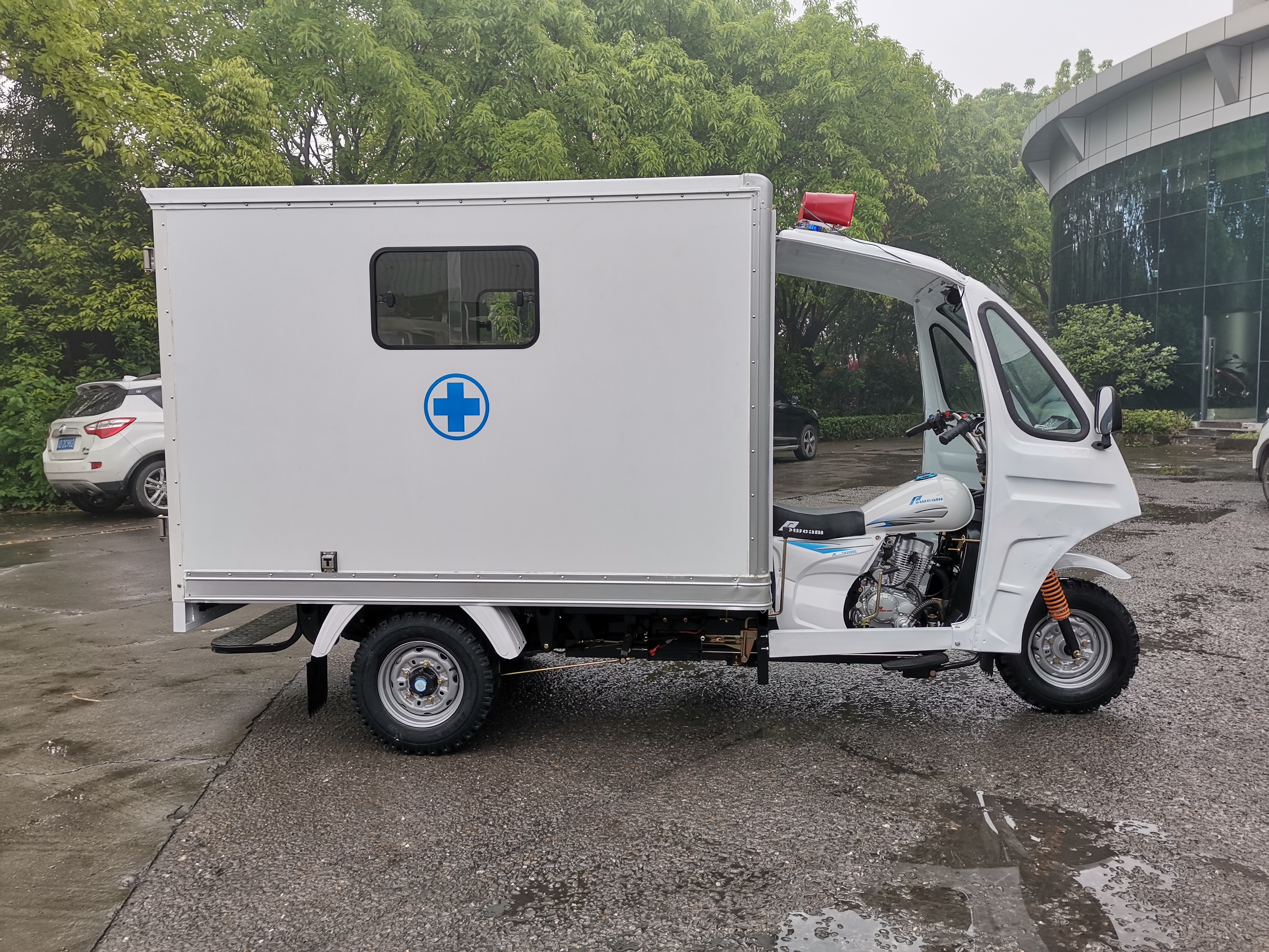 China-Dreirad-Krankenwagen